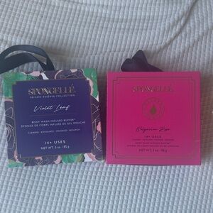 Spongelle Violet Leaf & Bulgarian Rose Body Wash Set